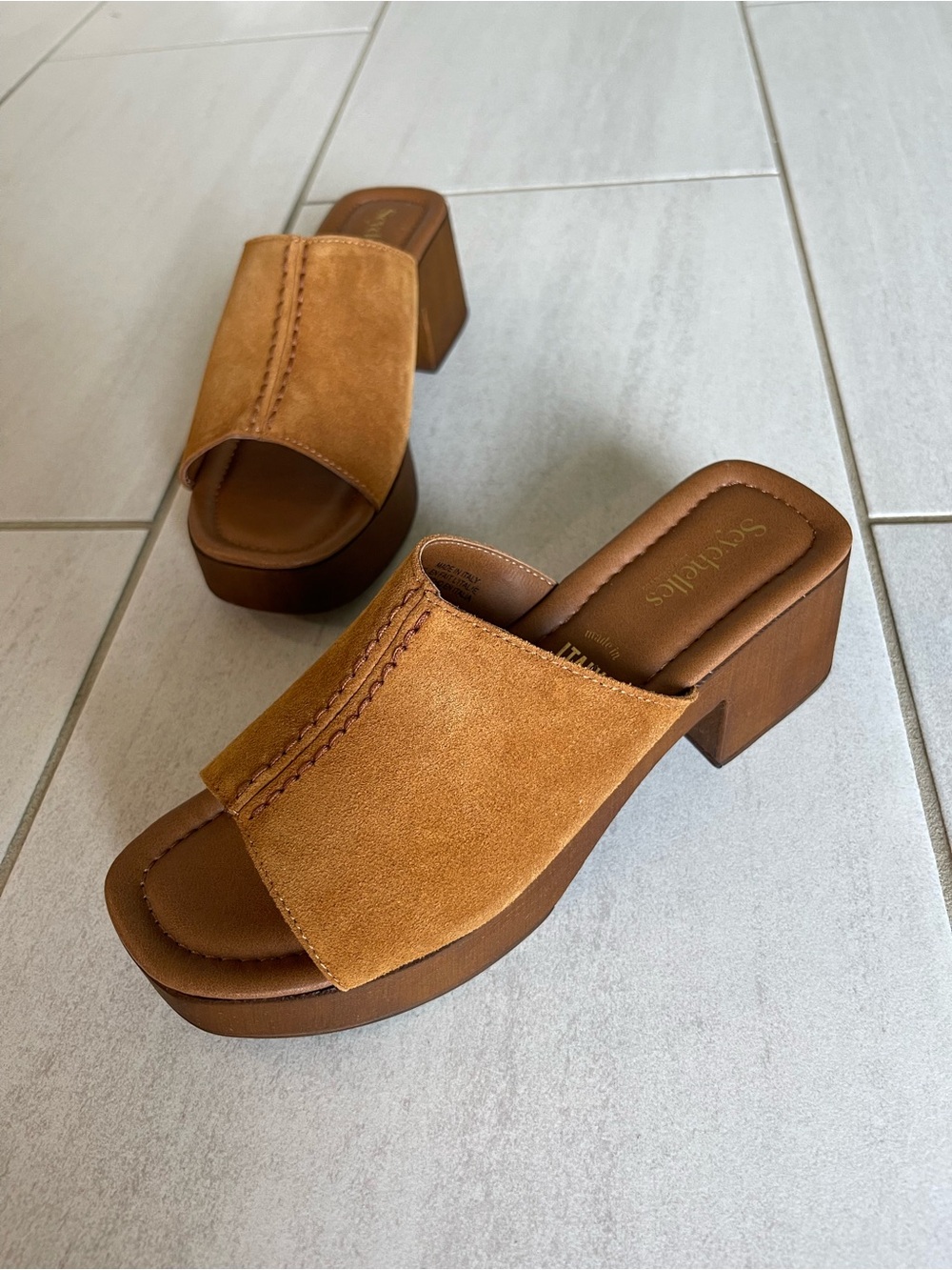 NWT Seychelles Suede Open-Toe Platform Mules in Tan